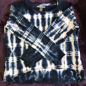 Long sleeve cropped tie dye shirt